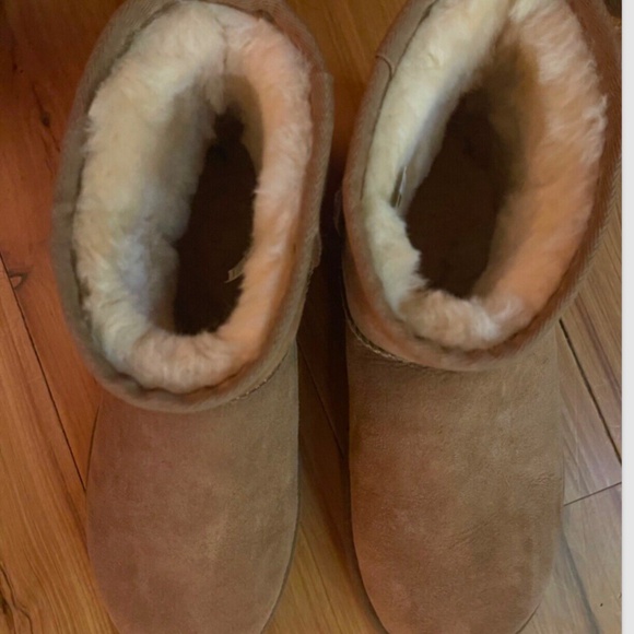 Ugg Mini II boots Chestnut size 8 - Picture 2 of 4